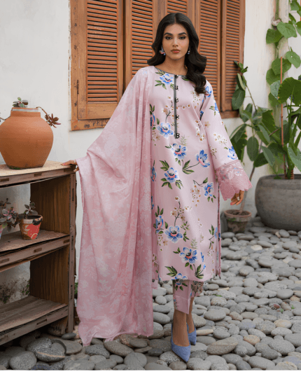 MARIA B LUXURY LAWN Fabric