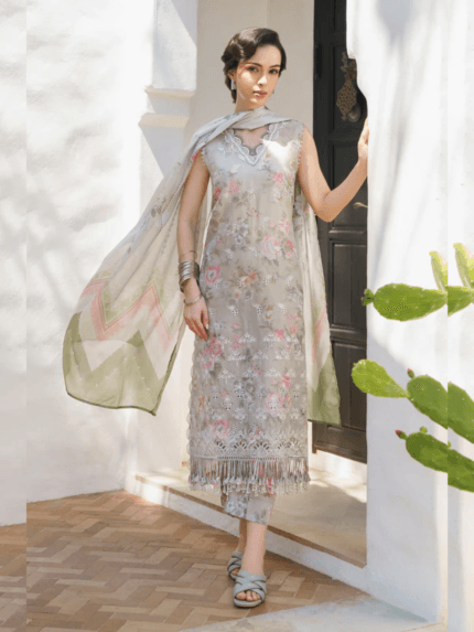 BAROQUE LUXURY LAWN Fabric