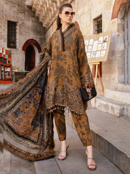 MARIA B LUXURY LAWN Fabric